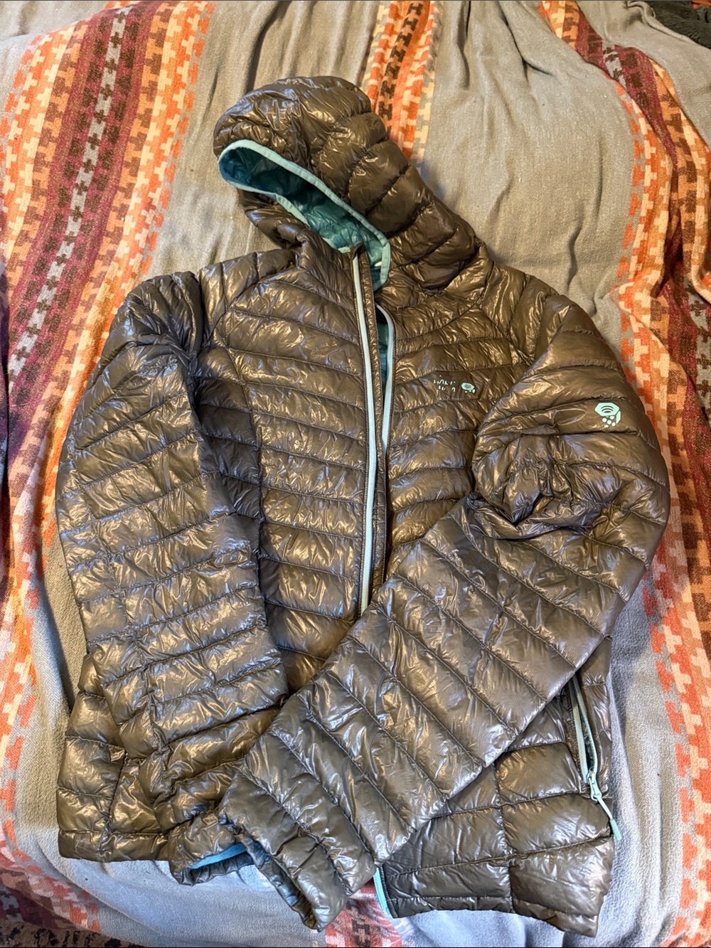 Mountain Hardwear green Puffer Jacket with Teal Trim